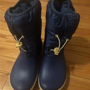 Crocs Blue Winter Boots waterproof w6.5/7